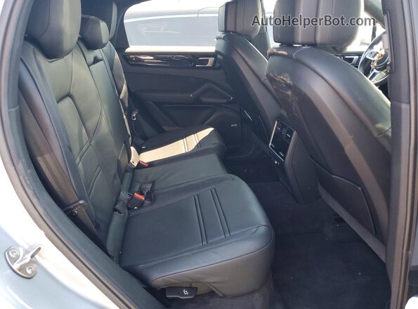 WP1BE2AY8NDA51058 2022 PORSCHE CAYENNE Серебряный 