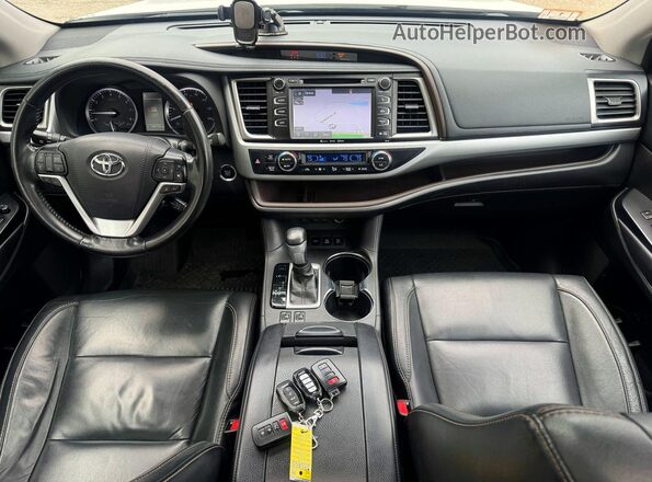 5TDJZRFH7JS537362 2018 TOYOTA HIGHLANDER White 