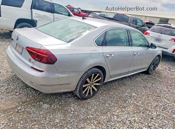 1VWCT7A37HC002972 2017 VOLKSWAGEN PASSAT Серебряный 