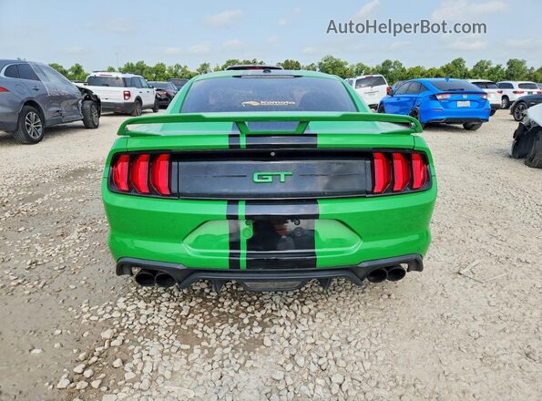 1FA6P8CFXK5116807 2019 FORD MUSTANG Зеленый Вид салона спереди