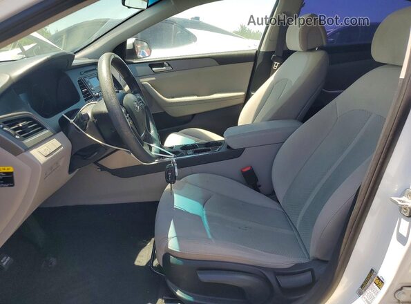 5NPE24AF2HH491440 2017 HYUNDAI SONATA White 