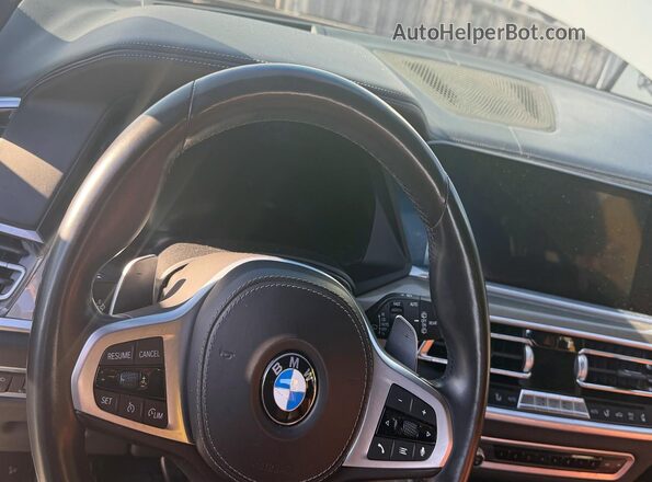 5UXCX6C08N9K31043 2022 BMW X7 White Vista del cuadro de instrumentos