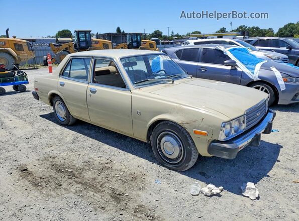 RT105062829 1978 TOYOTA COROLLA Бежевый Вид спереди