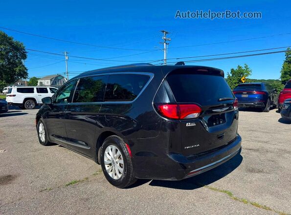 2C4RC1BG0KR555280 2019 CHRYSLER PACIFICA Black 