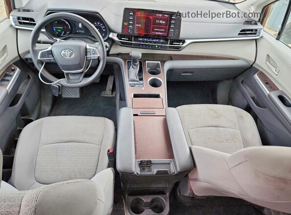 5TDKRKEC7MS023033 2021 TOYOTA SIENNA Brown 