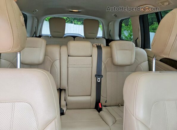 4JGDF6EE3JB029789 2018 MERCEDES-BENZ GLS White Widok wnętrza z tyłu