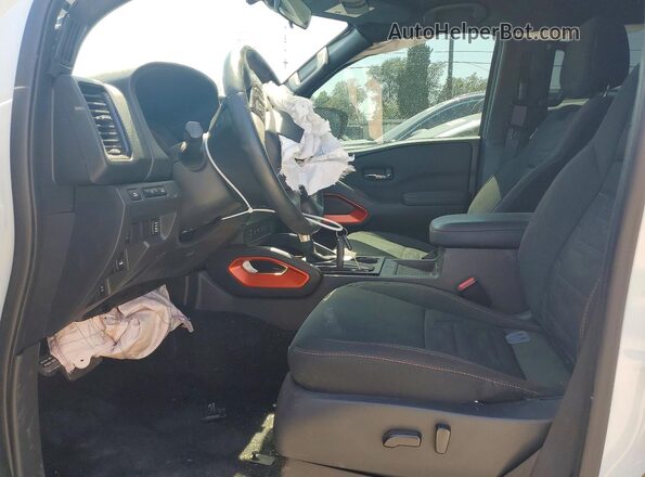 1N6ED1EK7PN631901 2023 NISSAN FRONTIER White Vista del salpicadero