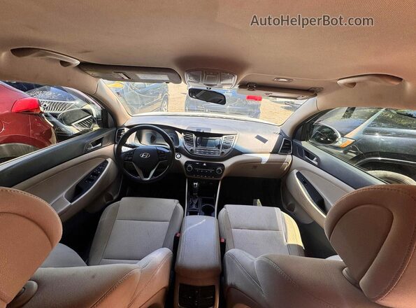 KM8J3CA27HU466795 2017 HYUNDAI TUCSON White ხელსაწყოთა პანელის ხედი
