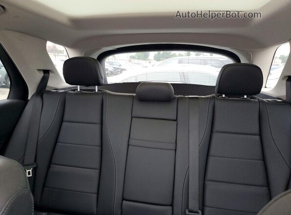 4JGFB4EB6SB341234 2025 MERCEDES-BENZ GLE White Vista interior trasera