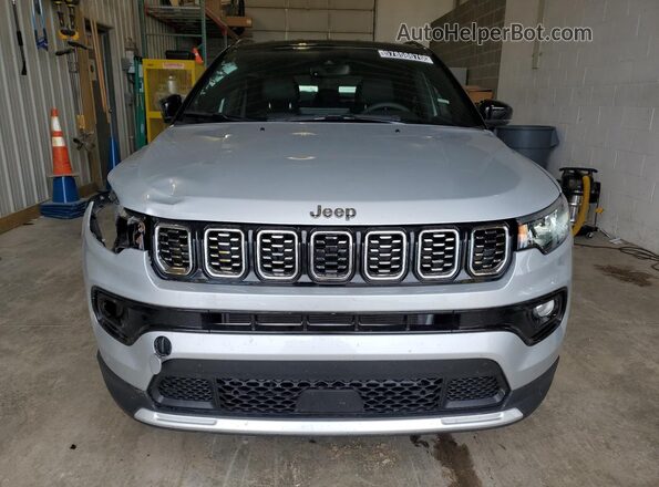 3C4NJDCN7TT186824 2026 JEEP COMPASS Gray 360 interior view