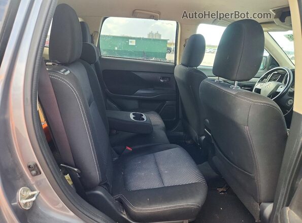 JA4AD2A30GZ039569 2016 MITSUBISHI OUTLANDER Silver 