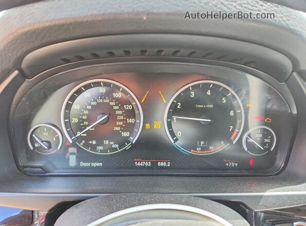 5UXKR0C53G0S89308 2016 BMW X5 White Vista de los asientos traseros