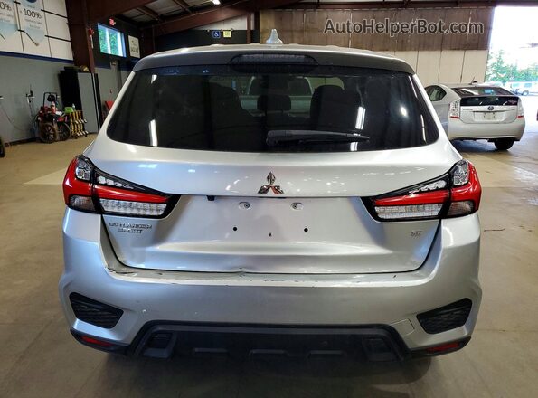 JA4ARUAU9MU022686 2021 MITSUBISHI OUTLANDER Silver 