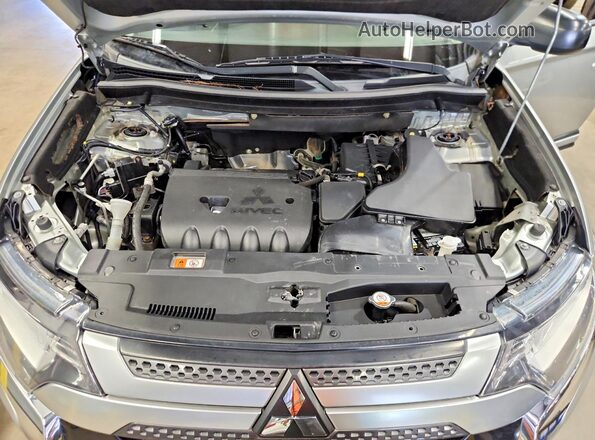 JA4AZ3A31LZ026668 2020 MITSUBISHI OUTLANDER Silver VIN sticker view