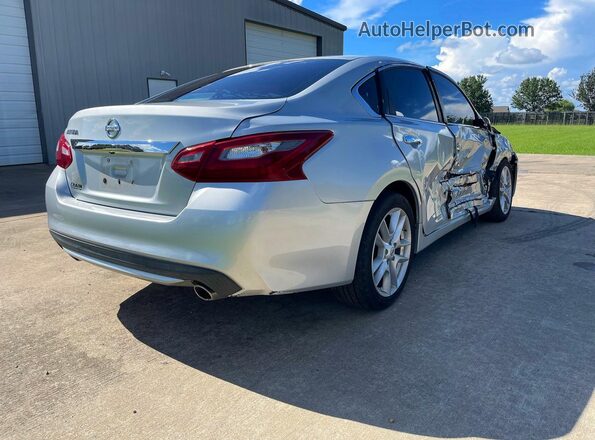 1N4AL3AP5JC159238 2018 NISSAN ALTIMA Silver Вид спереду