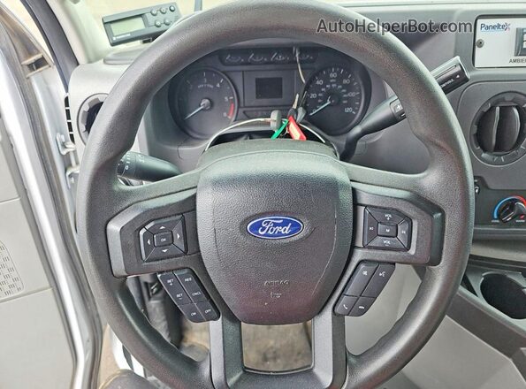 1FDWE3FN5RDD00733 2024 FORD ECONOLINE White VIN կոդի պիտակի տեսք