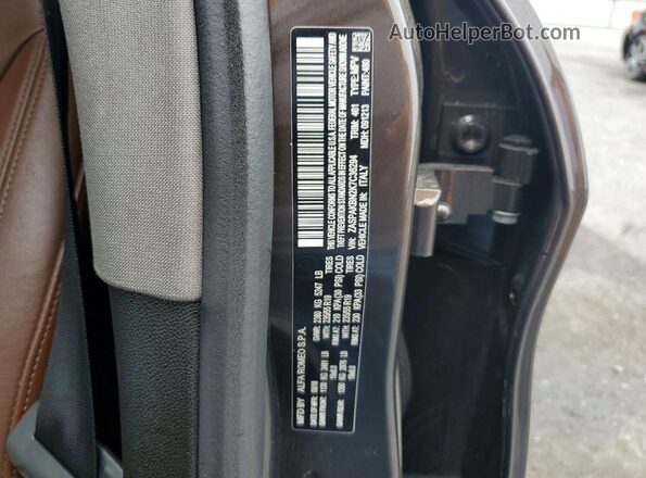 ZASPAKBN2K7C36294 2019 ALFA ROMEO STELVIO Brown სალონის 360-გრადუსიანი ხედი