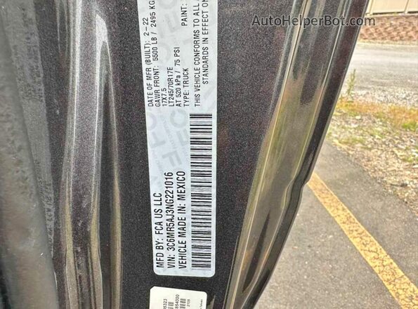 3C6MR5AJ3NG221016 2022 RAM 2500 Gray Vista interior trasera