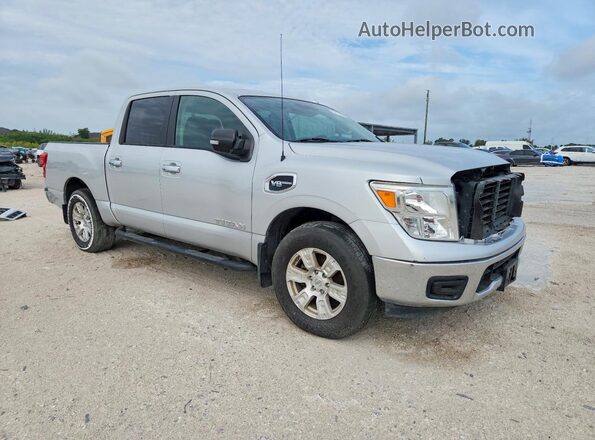 1N6AA1EK2HN518012 2017 NISSAN TITAN Silver 