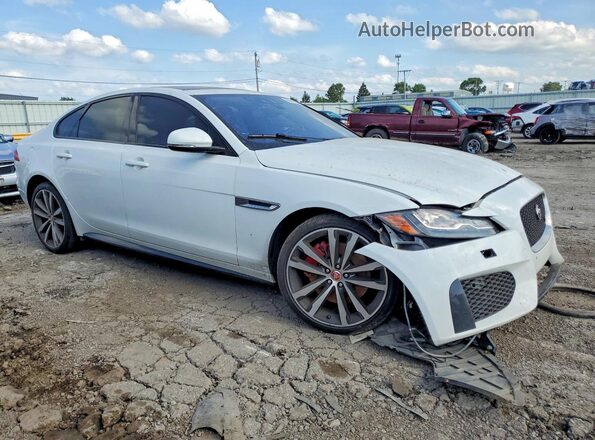 SAJBM4BV8HCY38219 2017 JAGUAR XF White Widok z przodu
