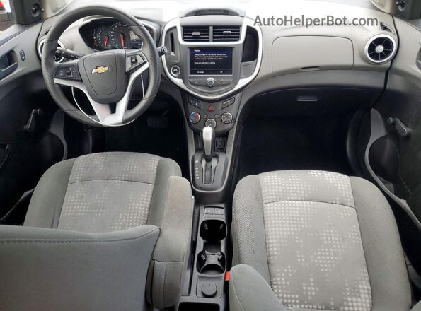 1G1JG6SB6L4122062 2020 CHEVROLET SONIC Red Widok zestawu wskaźników