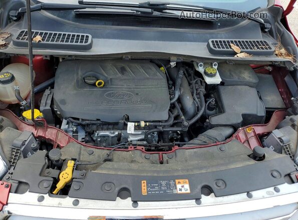 1FMCU0GD9HUB35696 2017 FORD ESCAPE Red Շարժիչի բաժամունքի տեսք