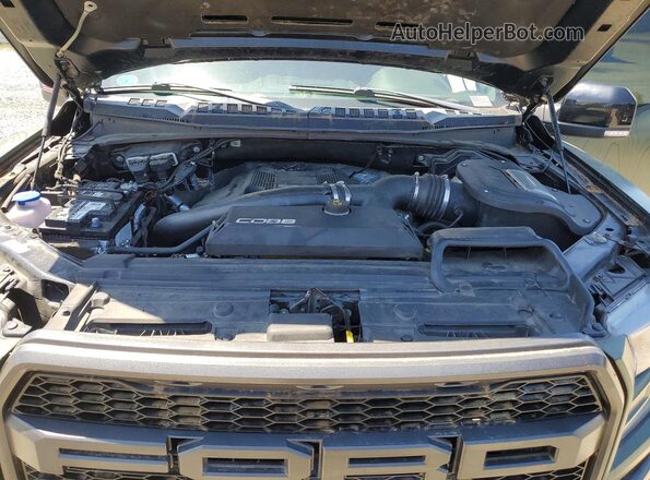 1FTFW1RG0JFE50132 2018 FORD F150 Green Widok komory silnika