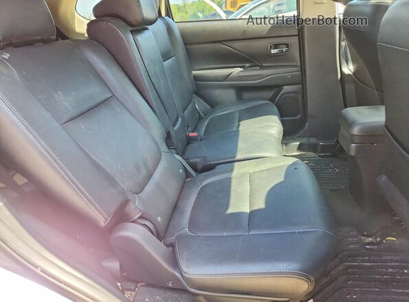 JA4AZ3A35HZ012179 2017 MITSUBISHI OUTLANDER Gray Вид підкапотного простору