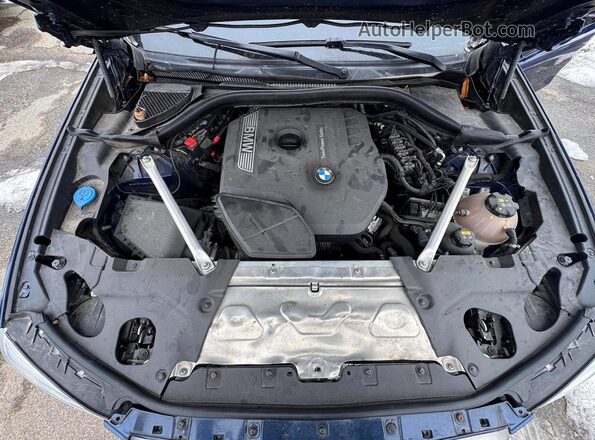 5UXTR7C5XKLF30580 2019 BMW X3 Blue Vista interior delantera