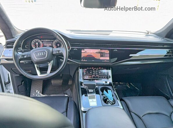 WA1CVAF10KD005323 2019 AUDI Q8 White 