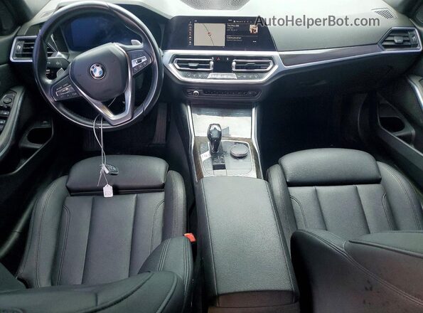 3MW5R1J02L8B24892 2020 BMW 3 SERIES Black Widok zestawu wskaźników