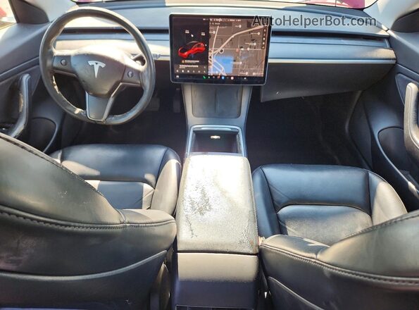 5YJ3E1EBXMF902886 2021 TESLA MODEL Red Սարքավորումների վահանակի տեսք