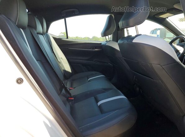 4T1DAACKXSU147127 2025 TOYOTA CAMRY Белый 
