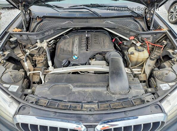 5UXKR0C54H0V67358 2017 BMW X5 Gray 