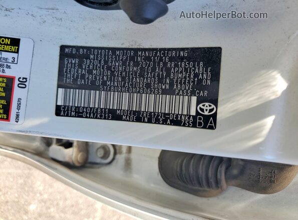 5YFBURHE0HP606269 2017 TOYOTA COROLLA White VIN კოდის სტიკერის ხედი