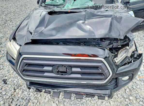 5TFCZ5AN2JX132938 2018 TOYOTA TACOMA Black 