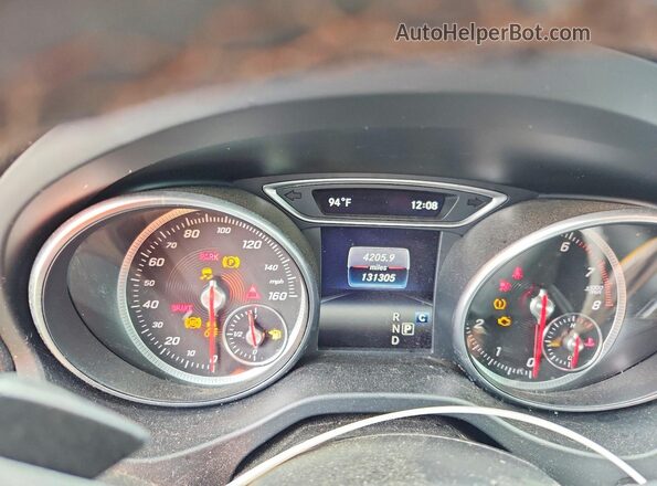 WDDSJ4GBXJN585040 2018 MERCEDES-BENZ CLA-CLASS Черный Вид задних сидений
