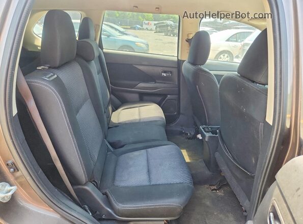 JA4AD2A34JZ033779 2018 MITSUBISHI OUTLANDER Brown Vista de la etiqueta del VIN