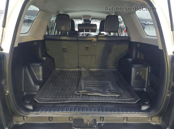 JTESU5JR6N5991248 2022 TOYOTA 4RUNNER White Rear interior view