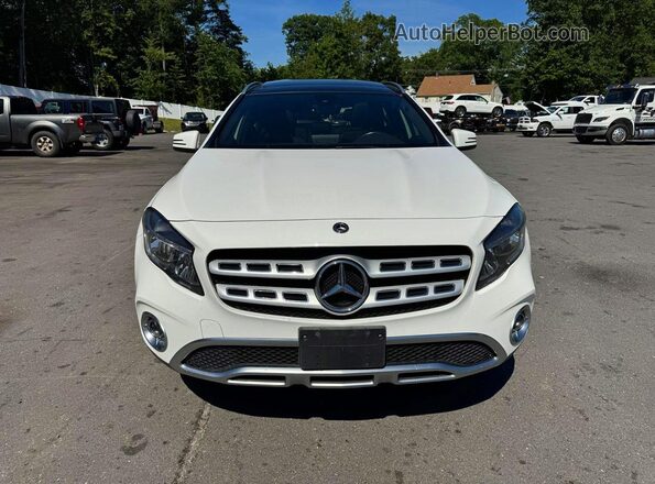 WDCTG4GB7JU000217 2018 MERCEDES-BENZ GLA-CLASS White Widok z tyłu