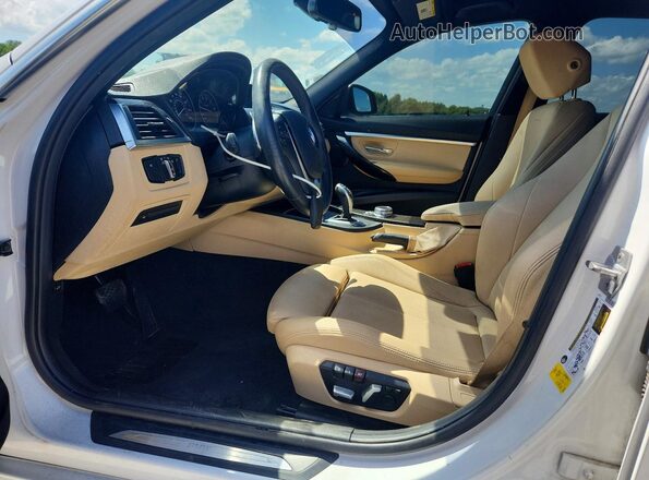 WBA8B9G57JNU97715 2018 BMW OTHER White 