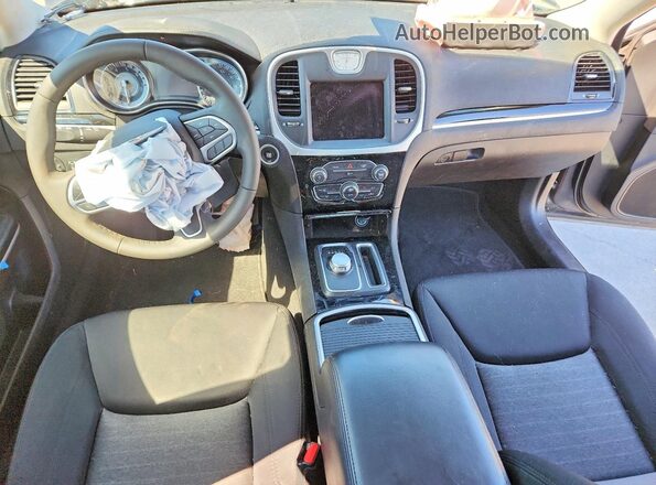 2C3CCAAG0PH678778 2023 CHRYSLER 300 Gray Widok deski rozdzielczej