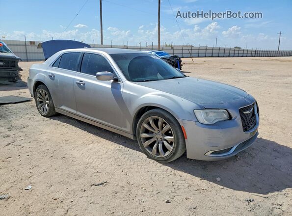 2C3CCAAG2HH599601 2017 CHRYSLER 300 Silver Front right