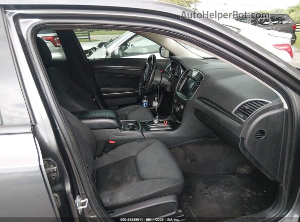2C3CCAAG2JH275294 2018 CHRYSLER 300 Gray Vista interior delantera