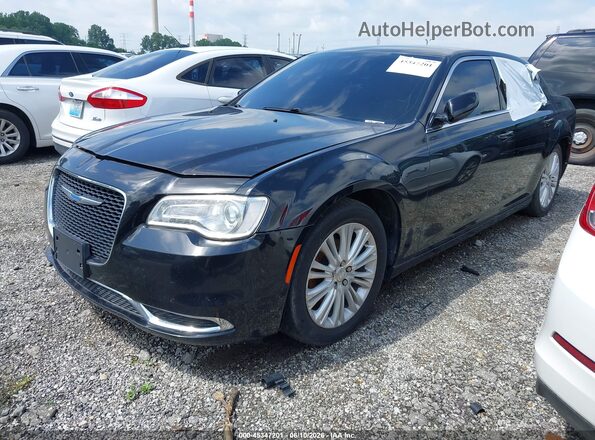 2C3CCAAG3JH254874 2018 CHRYSLER 300 Black Przód lewy