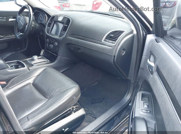 2C3CCAAG3JH254874 2018 CHRYSLER 300 Black Widok wnętrza z przodu