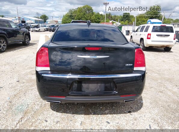 2C3CCAAG3JH281945 2018 CHRYSLER 300 Черный 