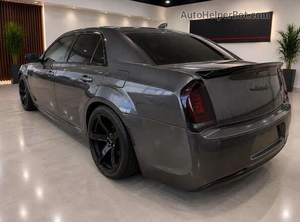2C3CCAAG3JH331775 2018 CHRYSLER 300 Gray Հետևի աջ