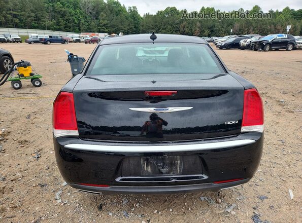 2C3CCAAG3KH601573 2019 CHRYSLER 300 Black Հետևի տեսք
