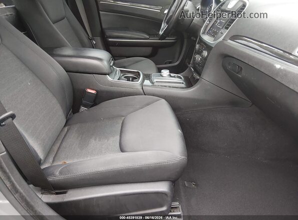 2C3CCAAG4KH610279 2019 CHRYSLER 300 Gray Սալոնի դիմացի տեսք